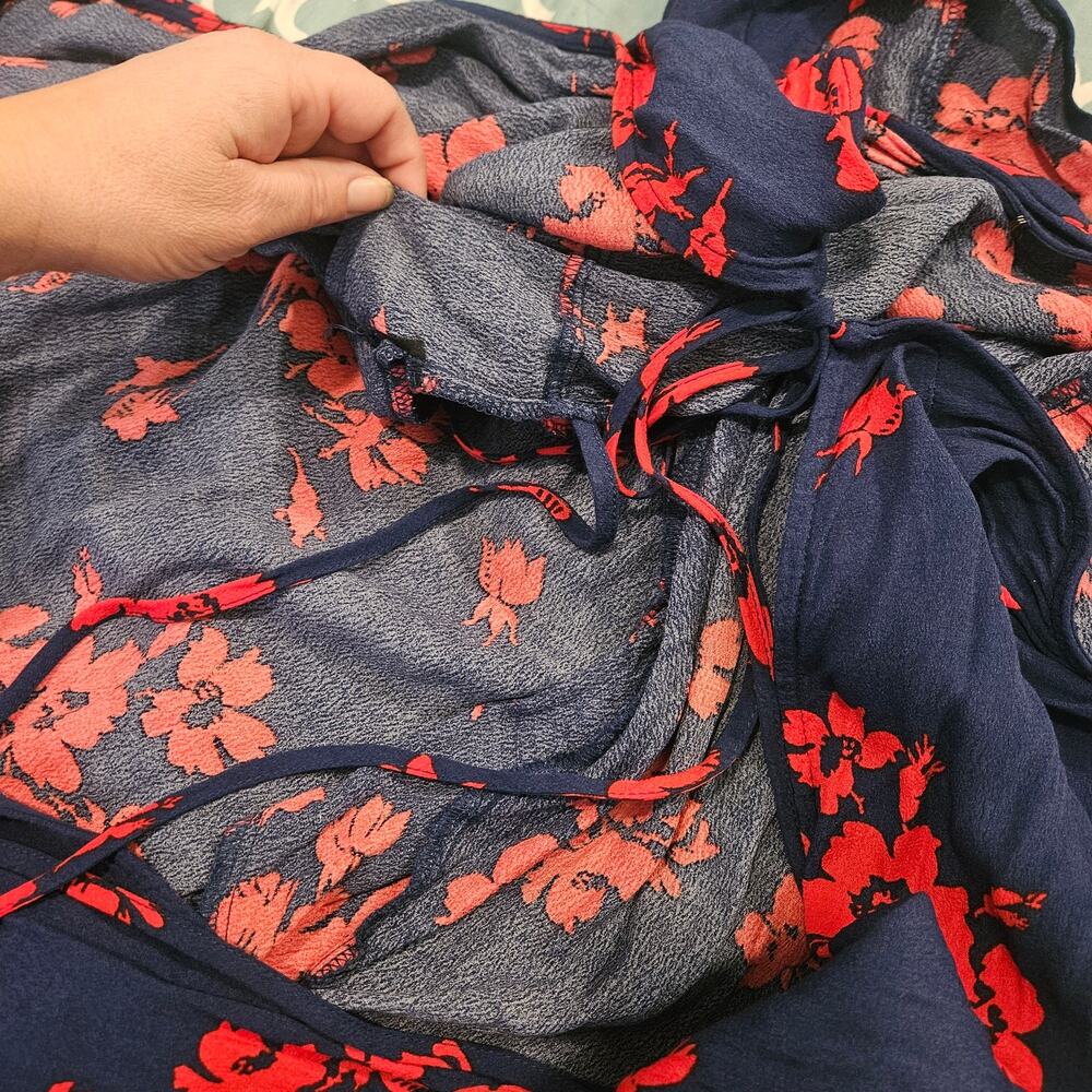 GAP Navy Red Floral Sleeveless Midi Dress XS Tie Front Lightweight Rayon - Picture 4 of 10